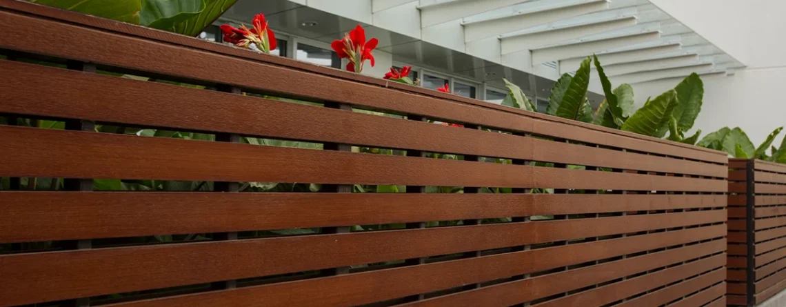 Pelajari tips menggunakan Conwood agar tahan lama, mulai dari area aplikasi, desain, pemasangan, hingga perencanaan material untuk hasil yang lebih awet dan rapi.